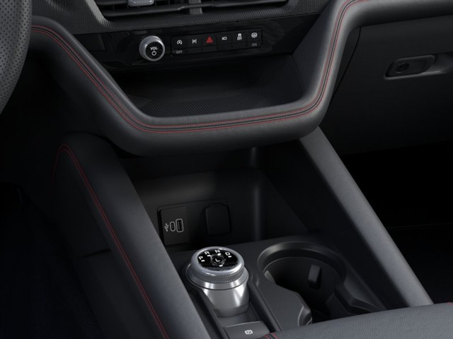 Ford Explorer Vehicle Image 15