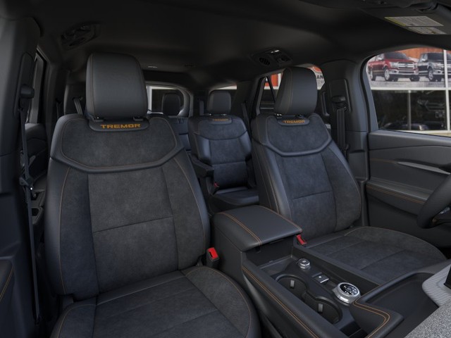 Ford Explorer Vehicle Full-screen Gallery Image 10