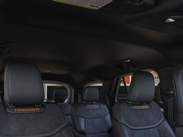 Ford Explorer Vehicle Full-screen Gallery Image 22