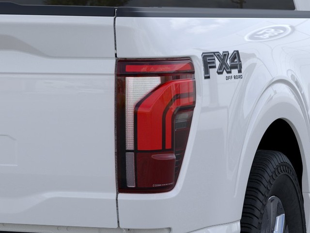 Ford F-150 Vehicle Full-screen Gallery Image 21