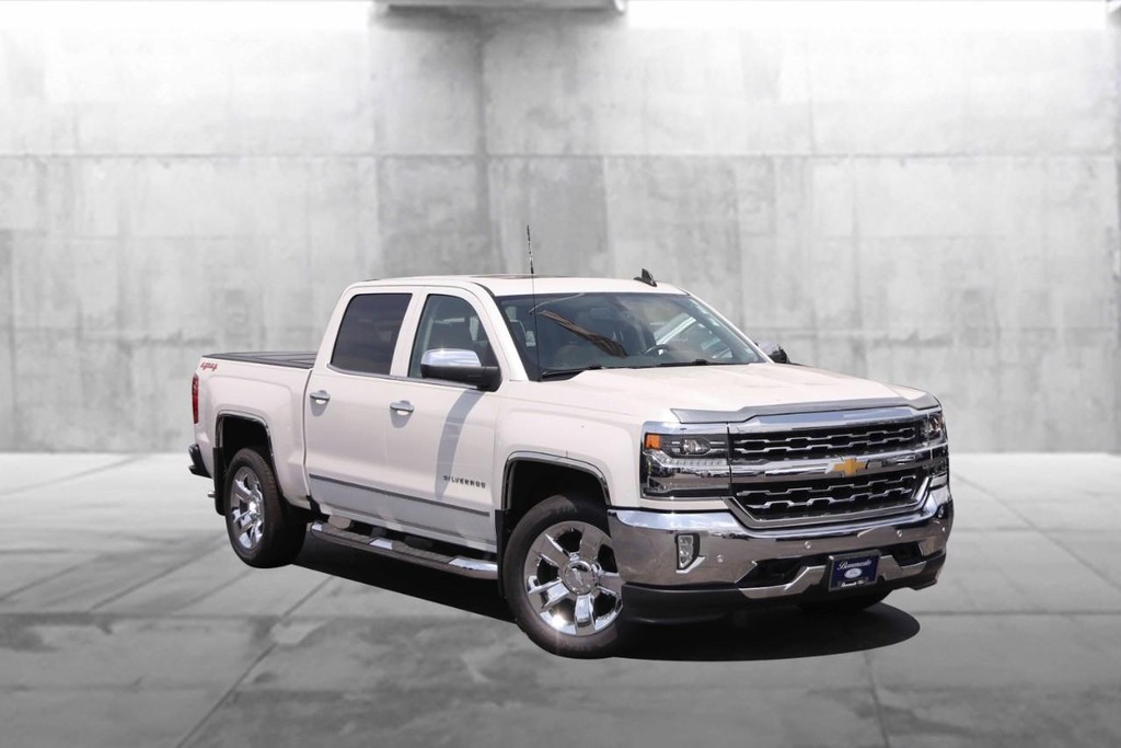 Chevrolet Silverado 1500 Vehicle Image 02
