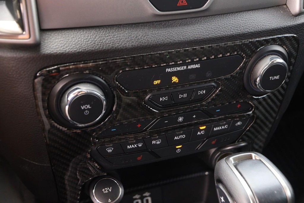 Ford Ranger Vehicle Full-screen Gallery Image 17