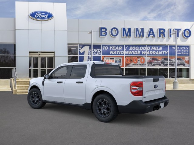 Ford Maverick Vehicle Full-screen Gallery Image 4