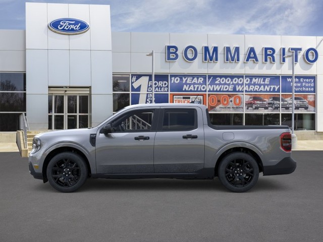 Ford Maverick Vehicle Full-screen Gallery Image 3