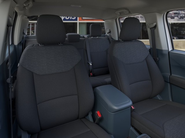 Ford Maverick Vehicle Full-screen Gallery Image 10
