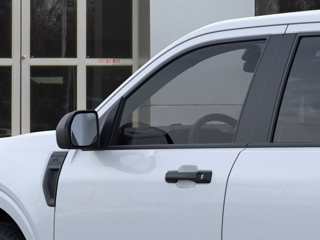 Ford Maverick Vehicle Full-screen Gallery Image 21