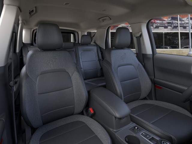 Ford Bronco Sport Vehicle Full-screen Gallery Image 10