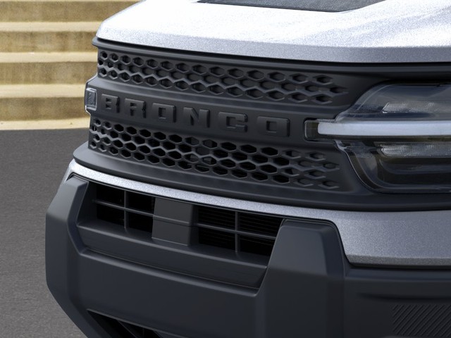 Ford Bronco Sport Vehicle Full-screen Gallery Image 17