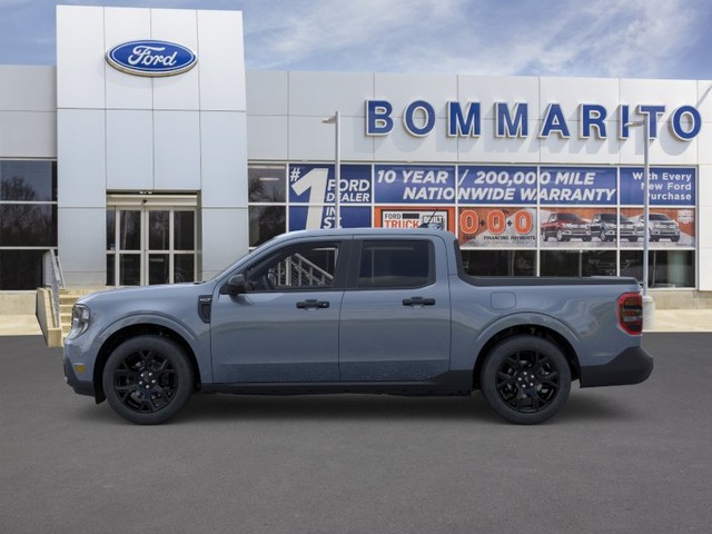 Ford Maverick Vehicle Full-screen Gallery Image 3