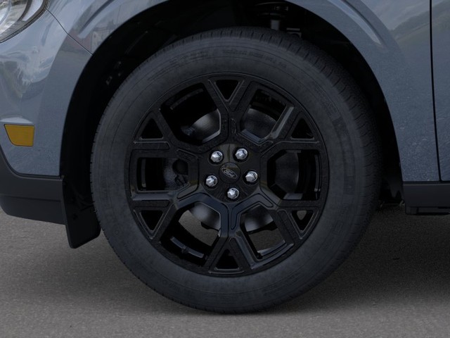 Ford Maverick Vehicle Full-screen Gallery Image 20