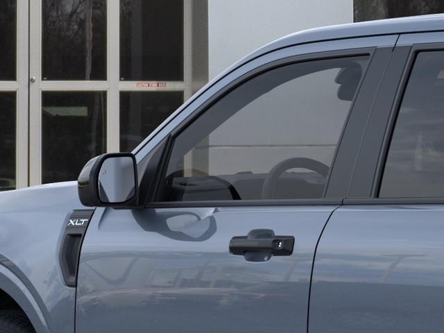 Ford Maverick Vehicle Full-screen Gallery Image 21