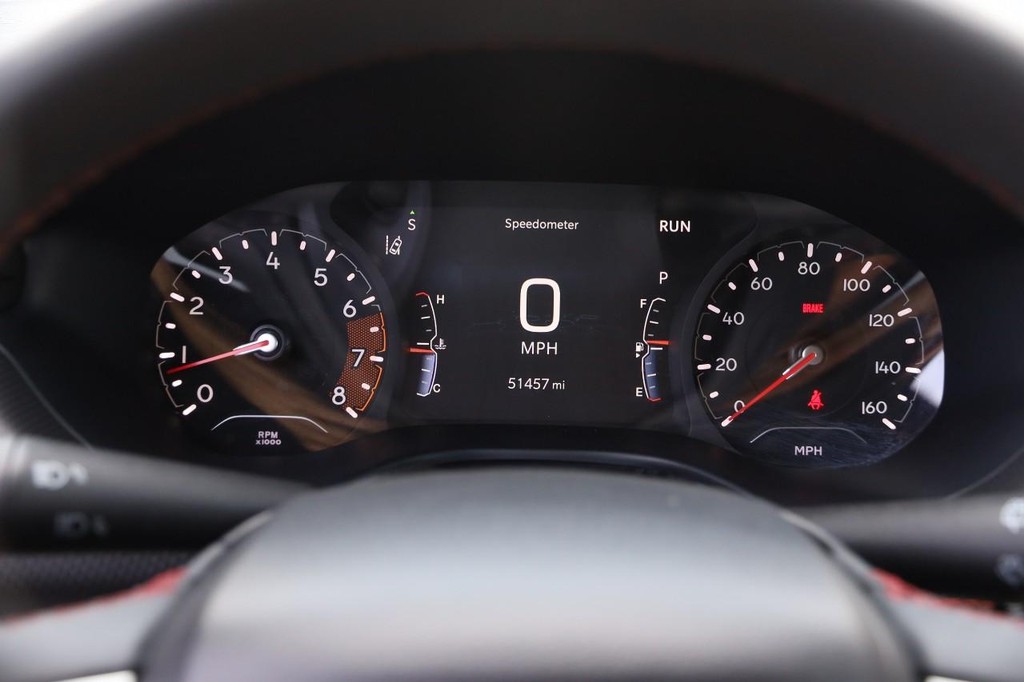 Jeep Compass Vehicle Full-screen Gallery Image 13