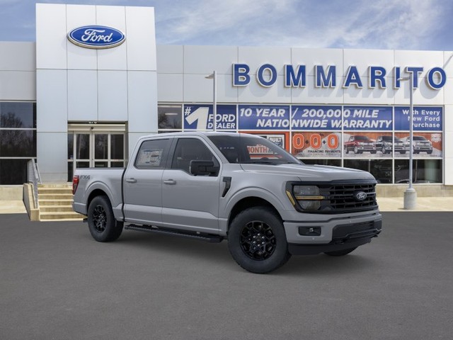 Ford F-150 Vehicle Full-screen Gallery Image 7