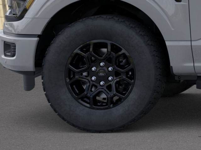 Ford F-150 Vehicle Full-screen Gallery Image 19