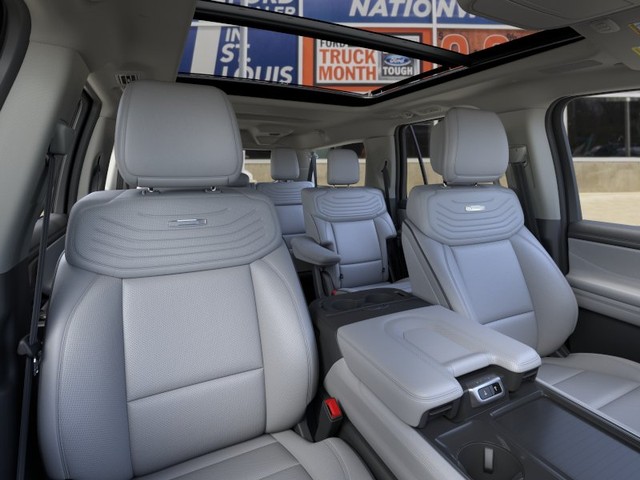 Ford Expedition Max Vehicle Image 10