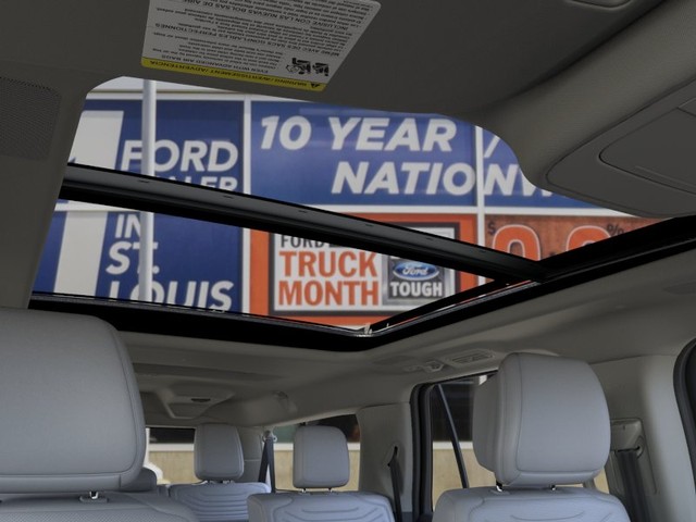 Ford Expedition Max Vehicle Image 22