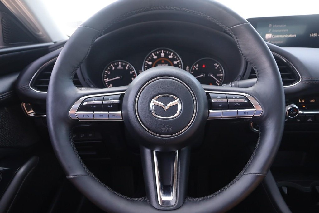 Mazda Mazda3 Sedan Vehicle Image 11