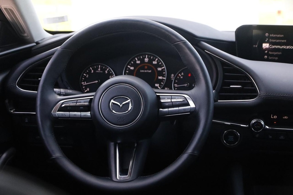Mazda Mazda3 Sedan Vehicle Image 23