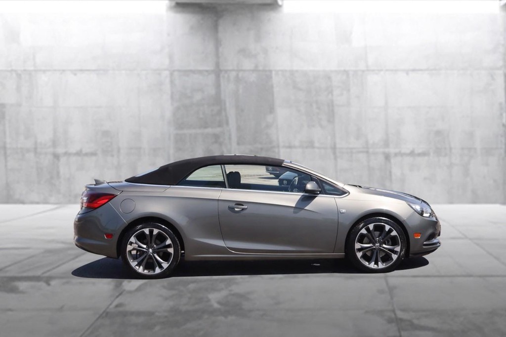 Buick Cascada Vehicle Full-screen Gallery Image 05