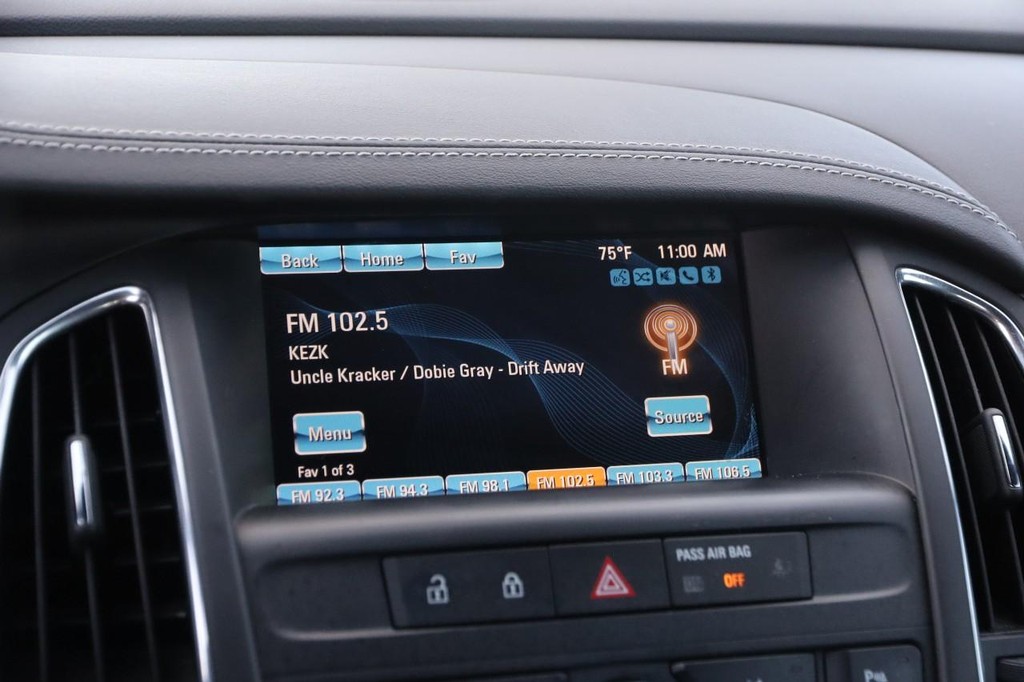 Buick Cascada Vehicle Full-screen Gallery Image 15