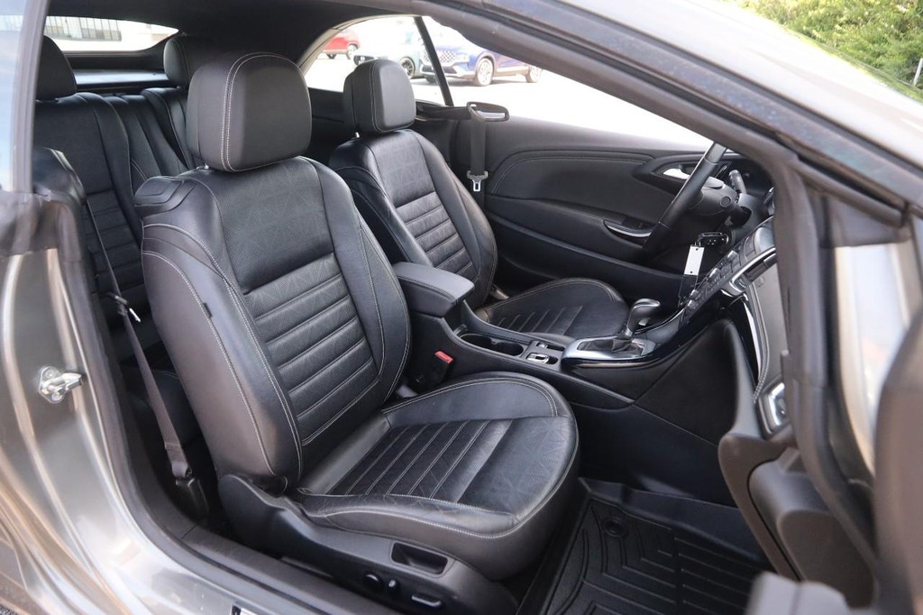 Buick Cascada Vehicle Full-screen Gallery Image 22