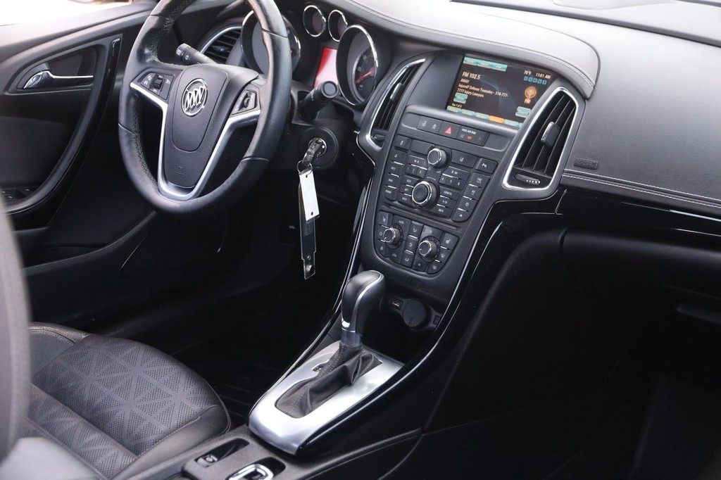 Buick Cascada Vehicle Full-screen Gallery Image 23