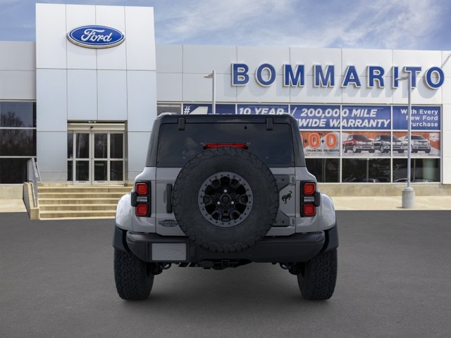 Ford Bronco Vehicle Image 05