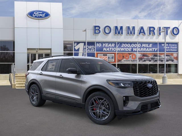 Ford Explorer Vehicle Image 07