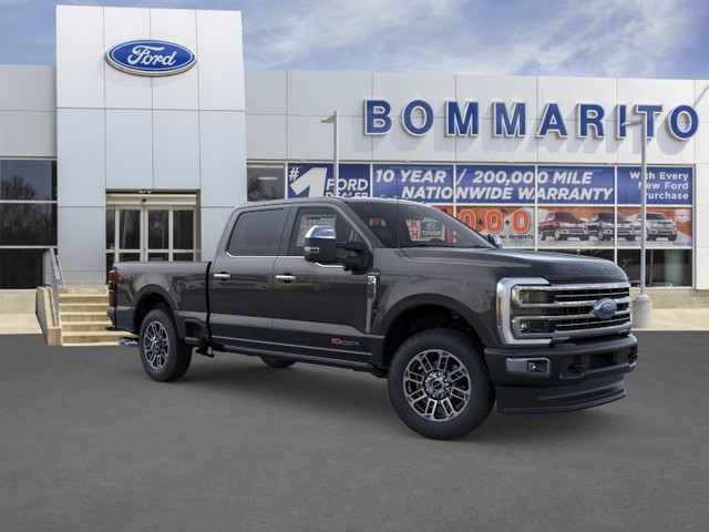 Ford Super Duty F-250 SRW Vehicle Full-screen Gallery Image 7