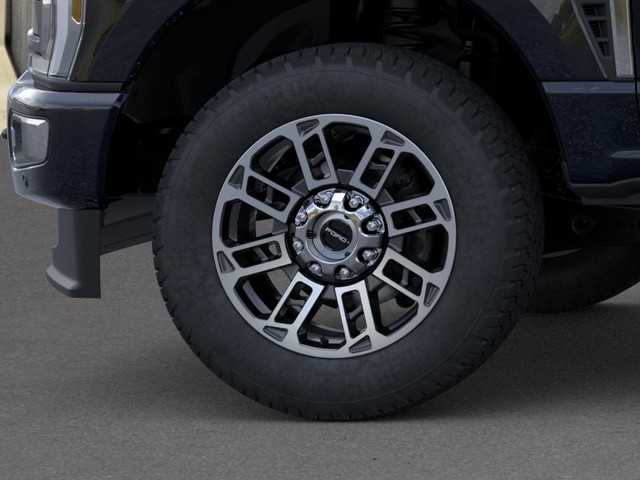 Ford Super Duty F-250 SRW Vehicle Full-screen Gallery Image 19