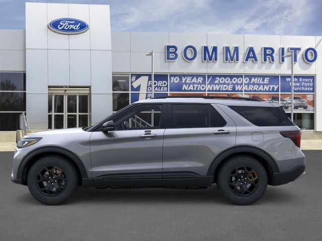 Ford Explorer Vehicle Image 03