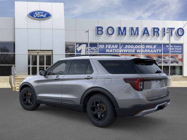 Ford Explorer Vehicle Image 04