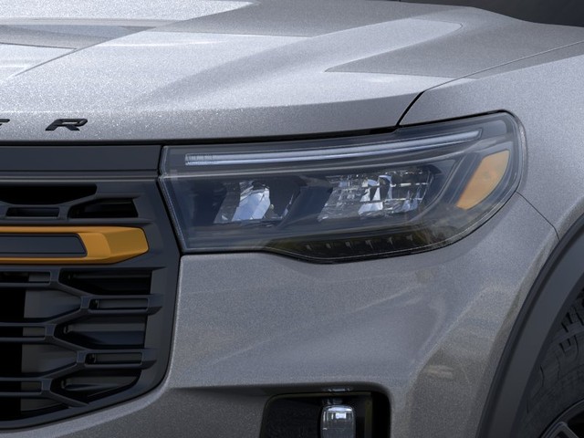 Ford Explorer Vehicle Image 18