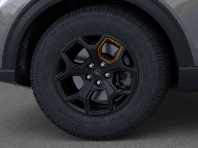 Ford Explorer Vehicle Image 19