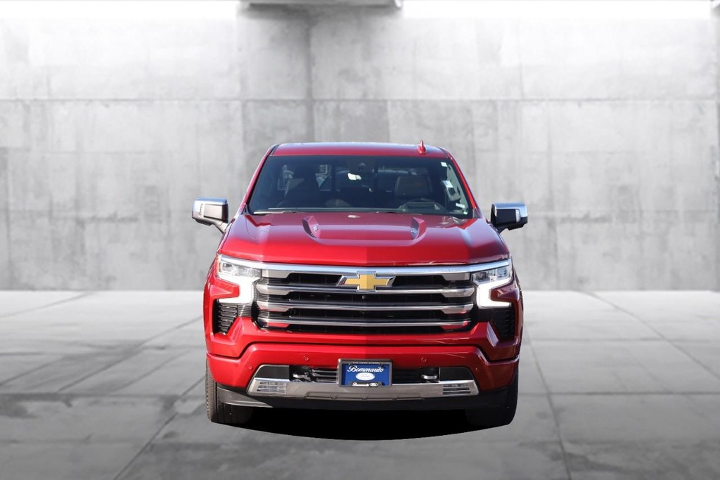 Chevrolet Silverado 1500 Vehicle Full-screen Gallery Image 04