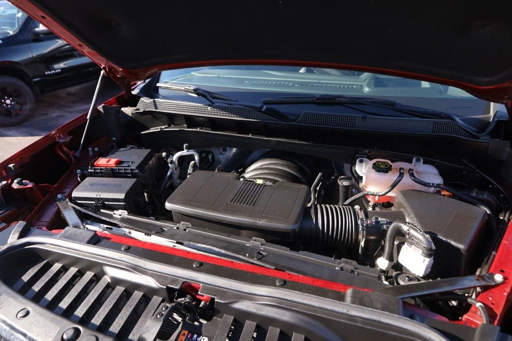 Chevrolet Silverado 1500 Vehicle Full-screen Gallery Image 30