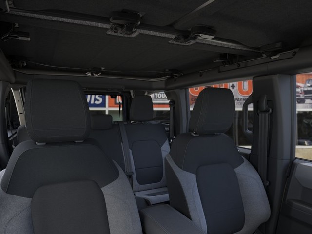 Ford Bronco Vehicle Image 12