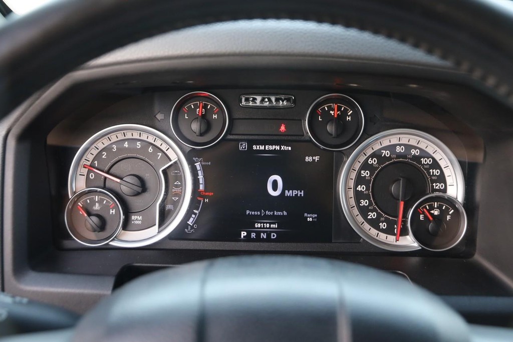 Ram 1500 Vehicle Full-screen Gallery Image 14