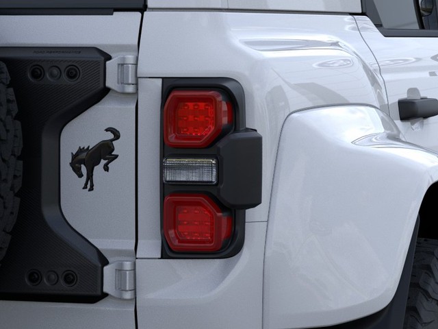 Ford Bronco Vehicle Image 23