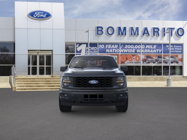 Ford F-150 Vehicle Full-screen Gallery Image 6