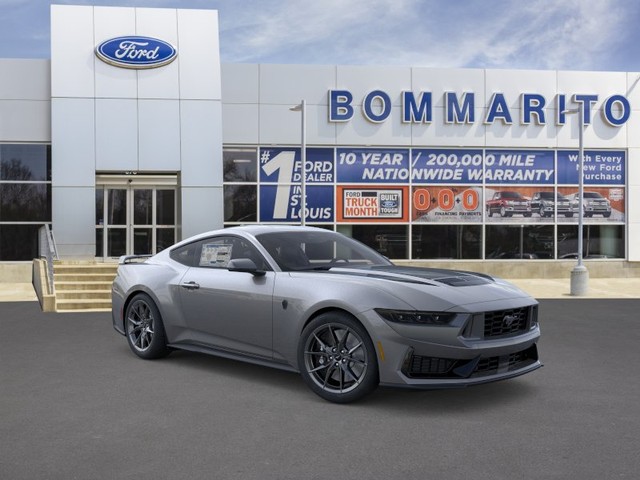 Ford Mustang Vehicle Full-screen Gallery Image 7