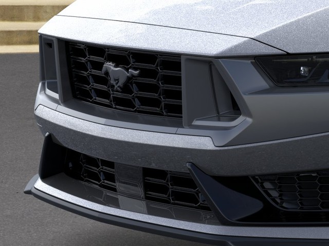 Ford Mustang Vehicle Full-screen Gallery Image 17