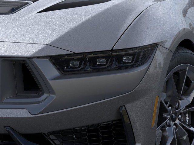 Ford Mustang Vehicle Full-screen Gallery Image 18