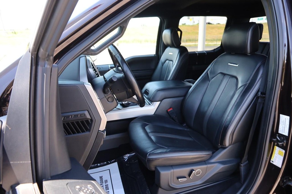 Ford F-150 Vehicle Full-screen Gallery Image 8