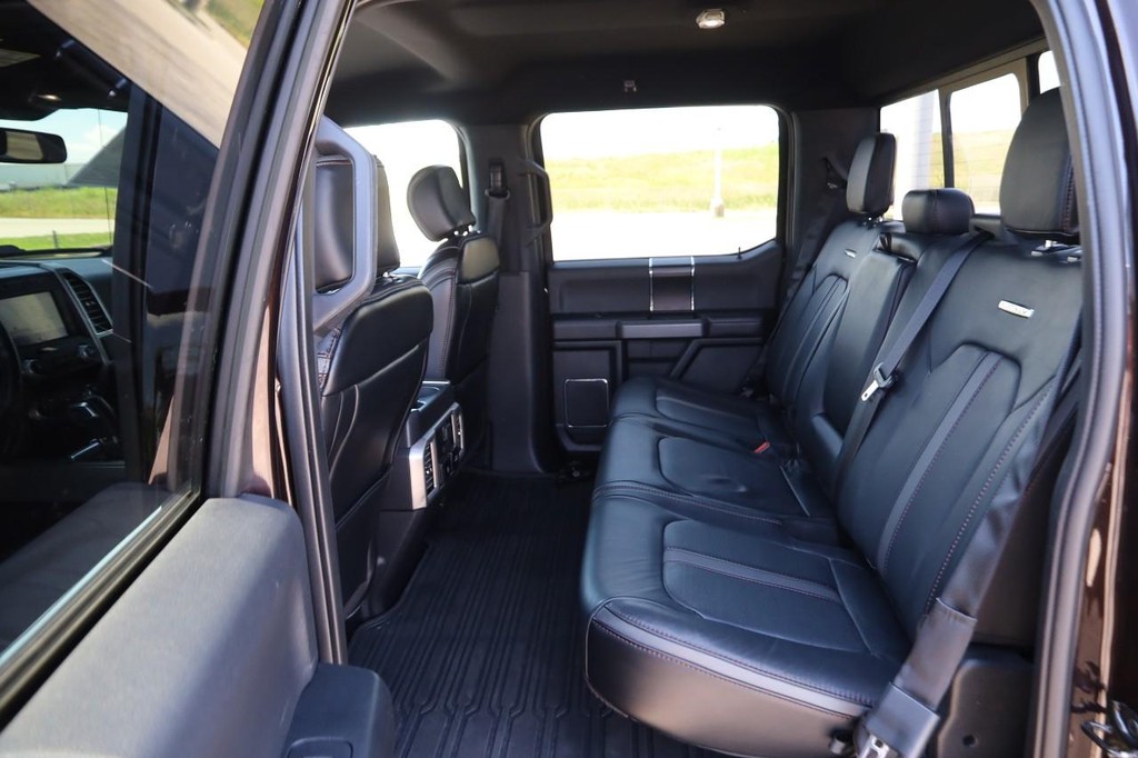 Ford F-150 Vehicle Full-screen Gallery Image 9