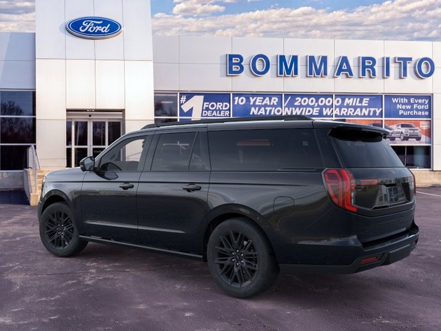 Ford Expedition Max Vehicle Full-screen Gallery Image 4