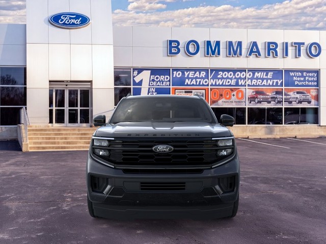 Ford Expedition Max Vehicle Full-screen Gallery Image 6