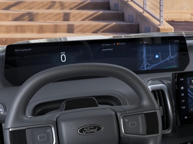 Ford Expedition Max Vehicle Full-screen Gallery Image 13