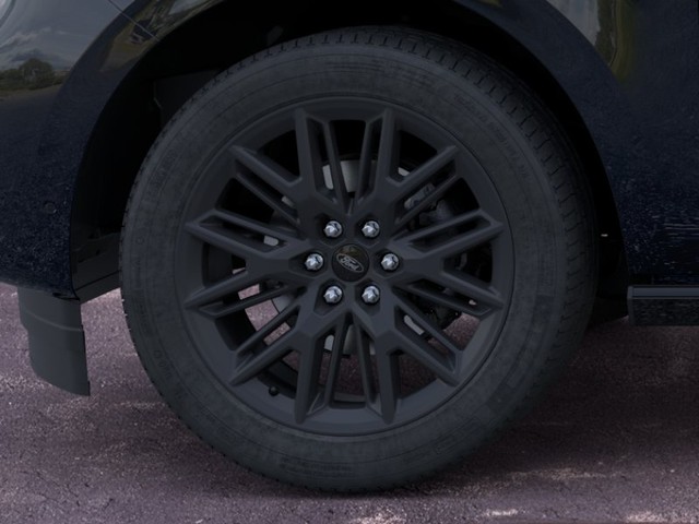 Ford Expedition Max Vehicle Full-screen Gallery Image 19