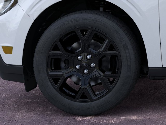 Ford Maverick Vehicle Full-screen Gallery Image 20